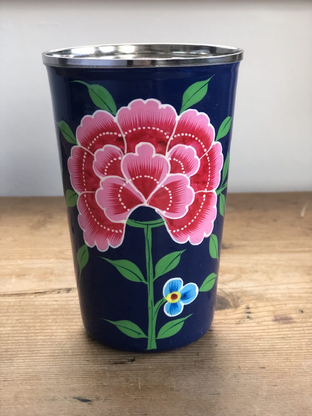 *dark blue tumbler